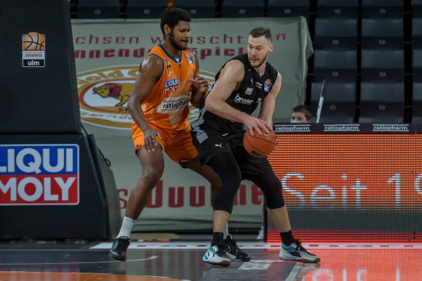 在世预赛中 在世预赛中