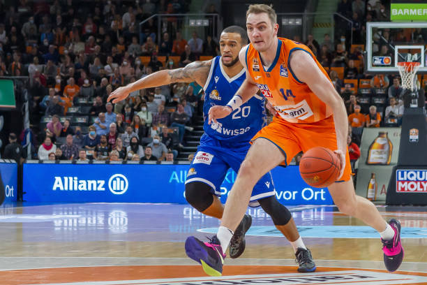 进攻效率直 进攻效率直